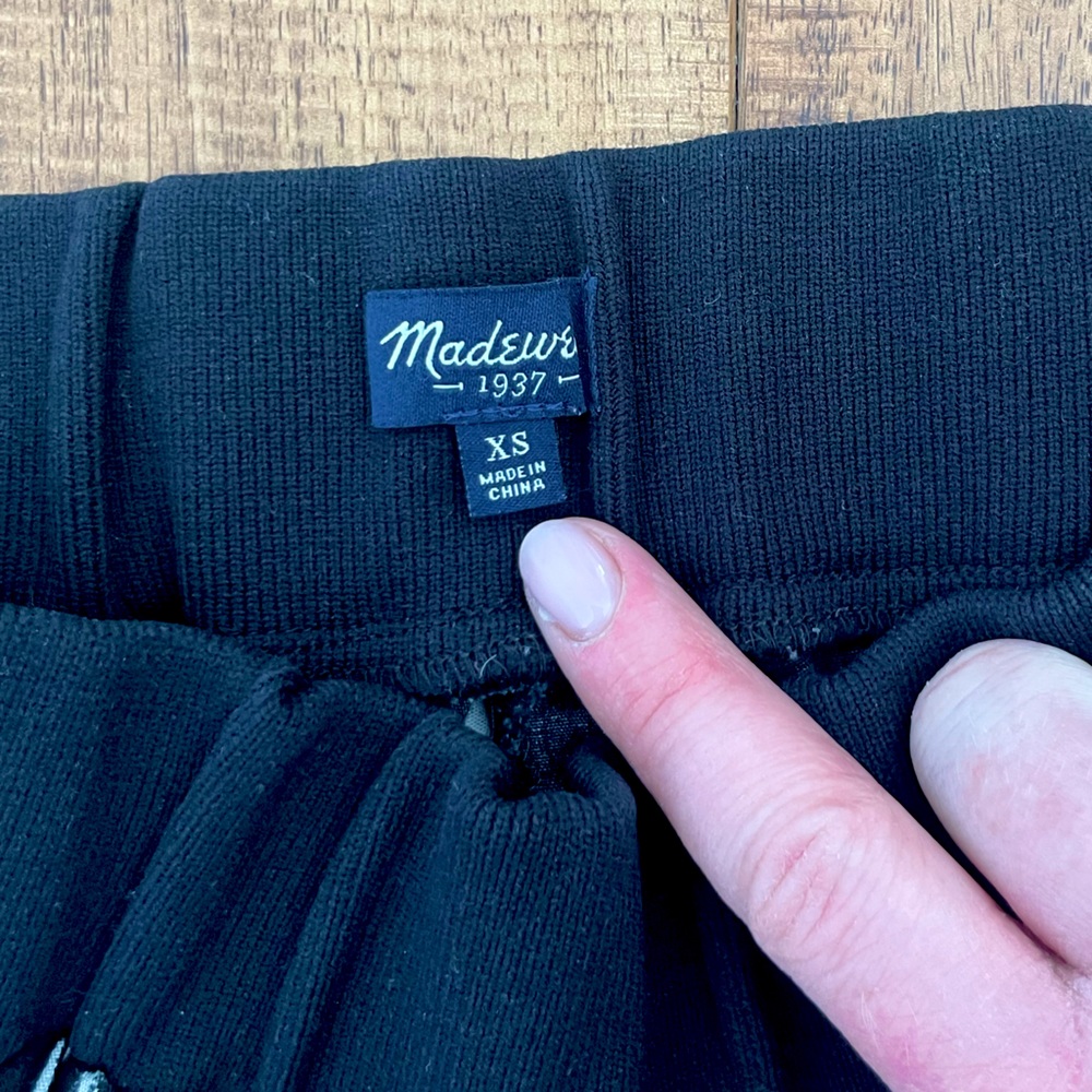 Madewell silky pants with pockets and elastic waist - Picture 3 of 3